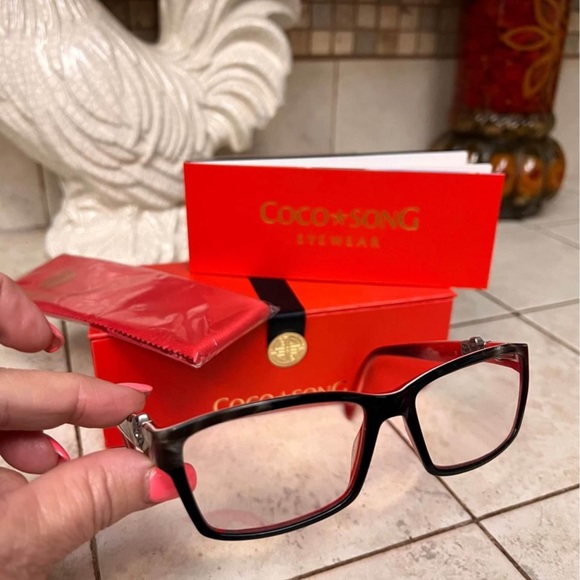 Coco Song Authentic Frames - Picture 1 of 5